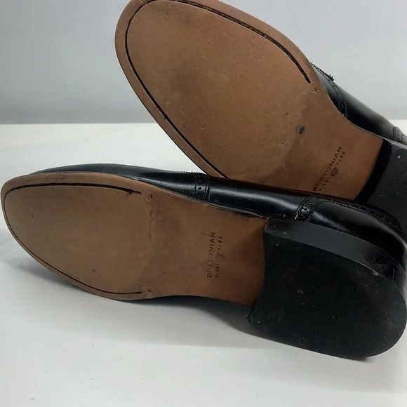 Bostonian Classics Black Tasseled Wingtip Leather Shoes - Picture 8 of 8